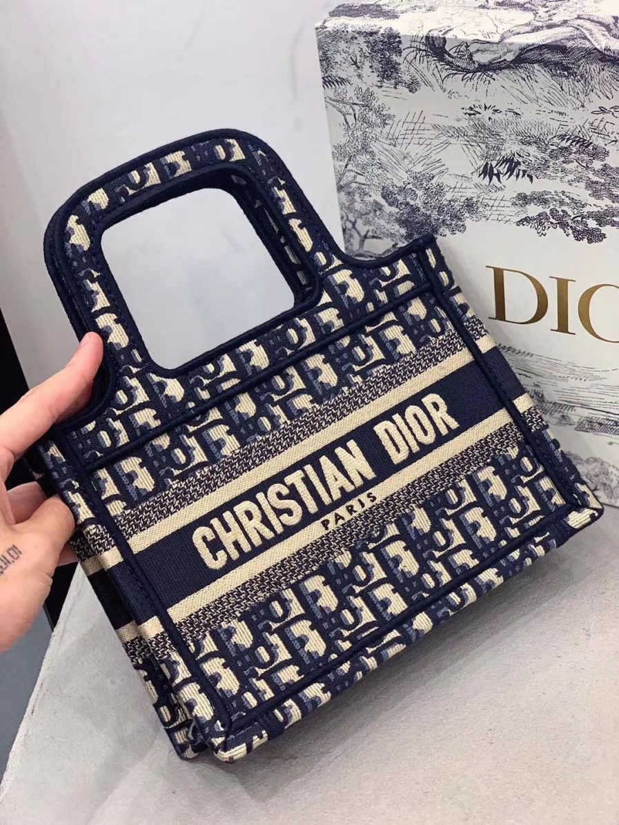 DIOR BOOK TOTE BLACK – YIODesigner