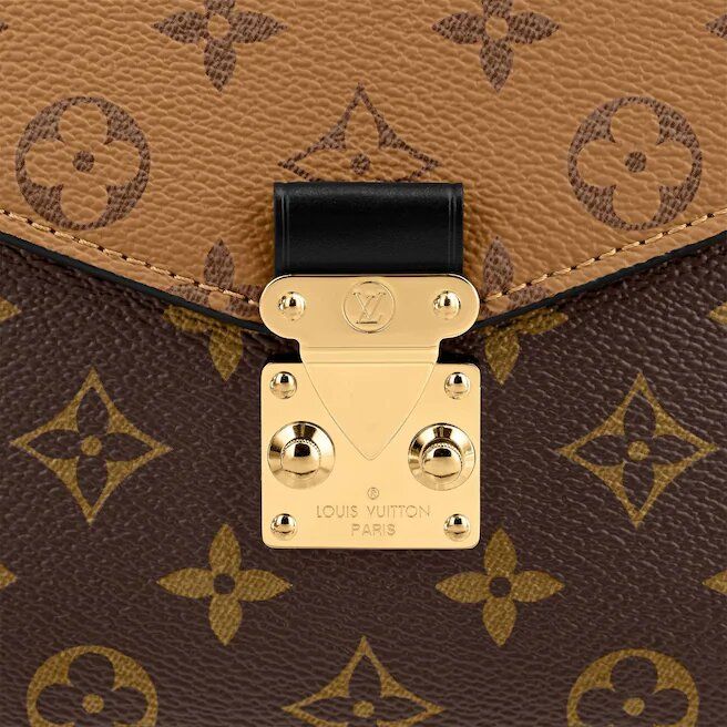louis-vuitton-m44876_pm1_detail_view.jpg