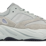 ADIDAS YEEZY BOOST 700 'SALT' SNEAKERS