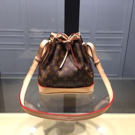 LOUIS VUITTON BAG