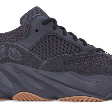ADIDAS YEEZY BOOST 700 'UTILITY BLACK' SNEAKERS
