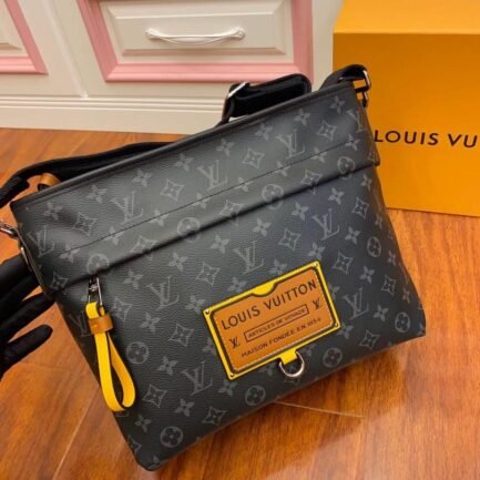 Louis Viutton Monogram Print Bag