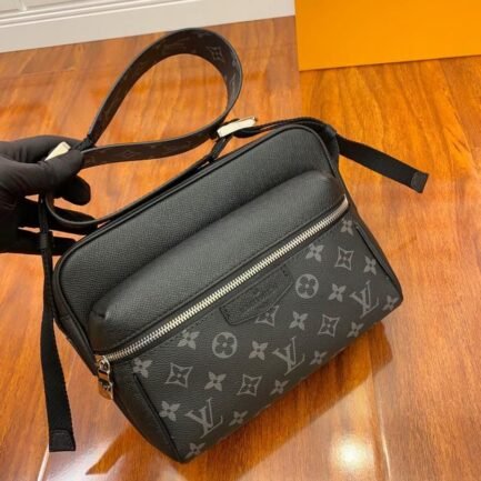 Louis Viutton Monogram Print Bag