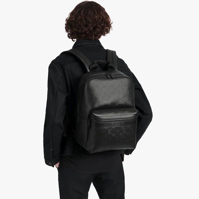 louis-vuitton-m44727_pm1_worn_view-1.jpg
