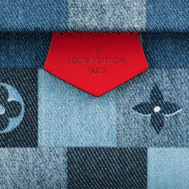 louis-vuitton-m45043_pm1_detail_view.jpg.jpg