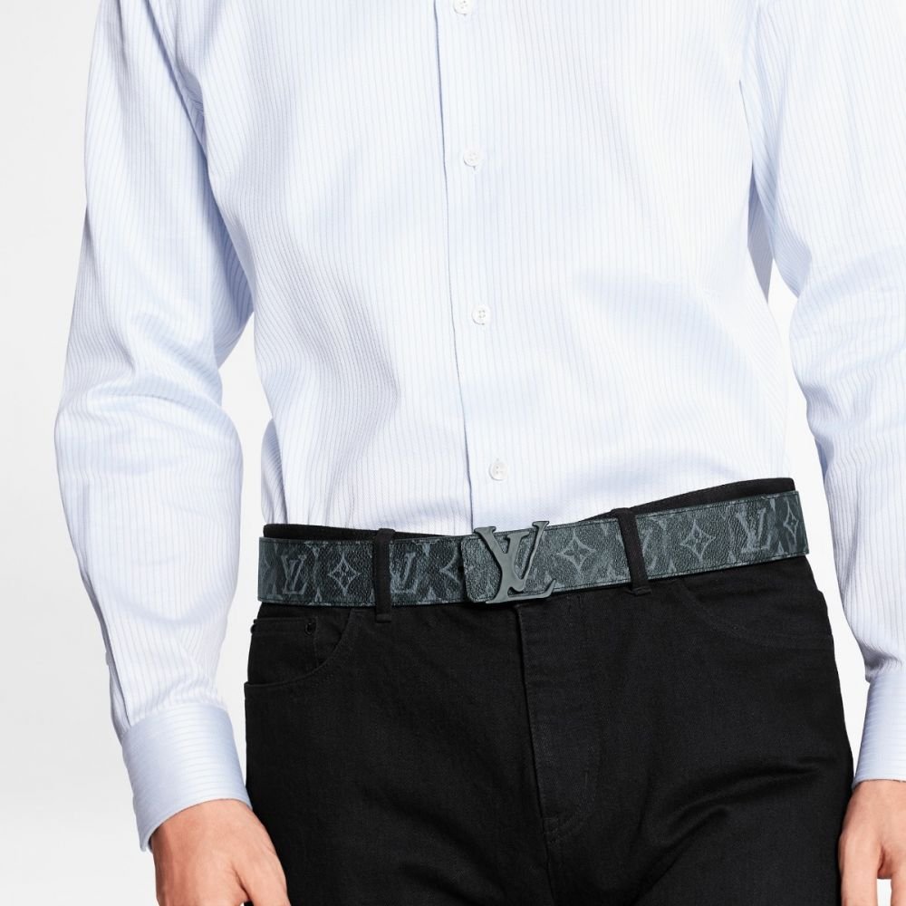 louis-vuitton-lv-shape-40mm-reversible-belt-monogram-belts-mp281t_pm1_worn_view.png-1.jpg