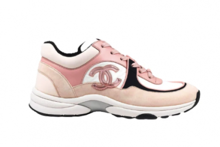 CHANEL Sneakers Pink Suede
