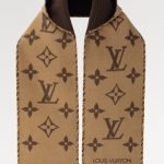Lv scarf