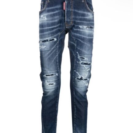 Dsquared2
ripped tapered jeans
